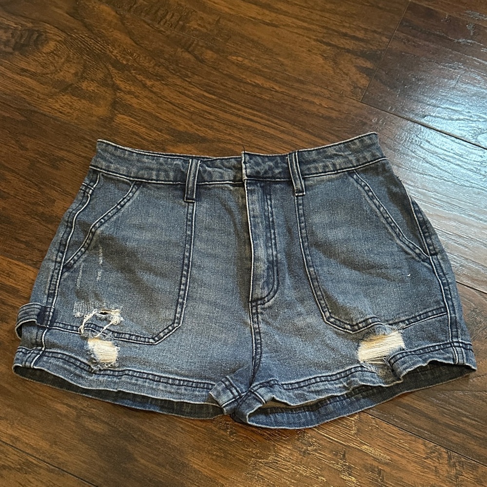 “Carpenter” Jean shorts